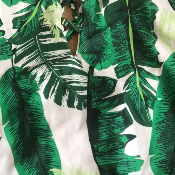 Zaful leaf print one piece - Picture 2 of 5